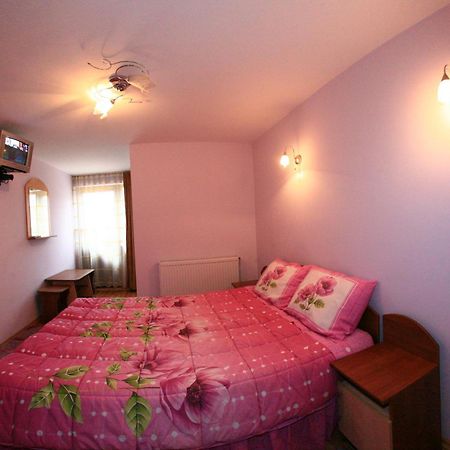 Pensiunea Valea Ursului Campulung Oda fotoğraf